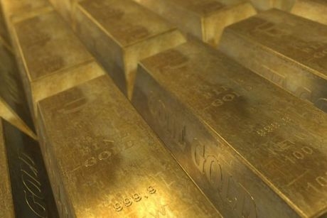 Руководителя золотодобывающего предприятия обязали заплатить штраф за отмывание денег