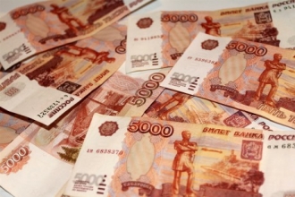 Фальшивые купюры в 5 000 рублей продолжают гулять в Барнауле