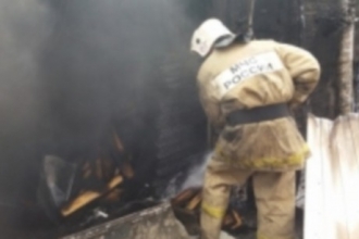 В строящемся доме в Барнауле произошел пожар