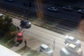 В Барнауле на пешеходном переходе произошло серьезное ДТП