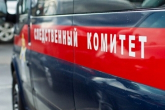В Барнауле после избиения на лестничной клетке умерла женщина