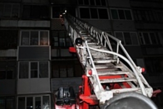 В барнаульской многоэтажке произошел пожар