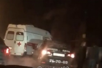 Таксист в Барнауле сбил пешехода 