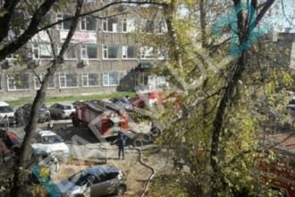 в Центре Барнаула в административном здании произошел пожар
