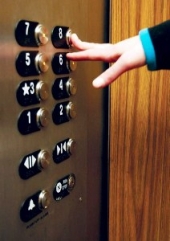 Иван Карпов решает проблему с лифтами в Алтае