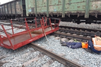 Заведено дело после смертельного тарана поездом вышки с тремя рабочими на Алтае