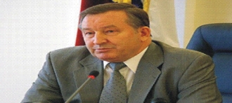 Губернатор Александр Карлин подписал представление о помиловании и программу лечения гипертонии