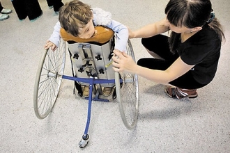 Прокуратура г. Белокуриха добилась предоставления ребенку-инвалиду технических средств реабилитации
