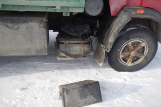 На Алтае задержали серийных похитителей аккумуляторов грузовиков  
