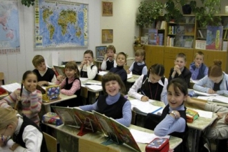 Педагогические ВУЗы Алтайского края отправили более 50 студентов в школы