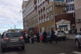 В центре Барнаула машина сбила женщину