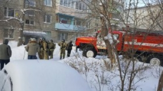 В Барнауле были эвакуированы жители дымящейся пятиэтажки