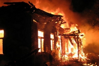На Алтае две пенсионерки погибли в пожаре
