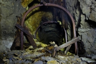 В Алтайском крае произошло обрушение в шахте