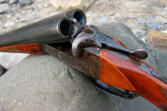 Житель Алтайского края во время охоты застрелил своего знакомого