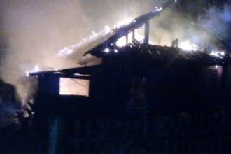 Трагедия в Алтайском крае: При пожаре погибли трое детей