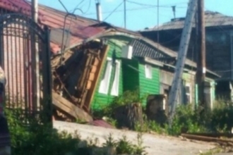 В Барнауле произошел взрыв в жилом доме из-за газа
