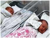 11 пар двойняшек родились в Барнауле с начала 2011 года 