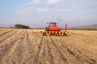 В регионе увеличили выпуск аграрной техники