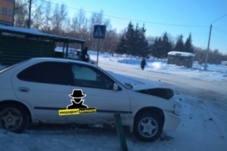 В Барнауле произошло ДТП с участием двух авто 