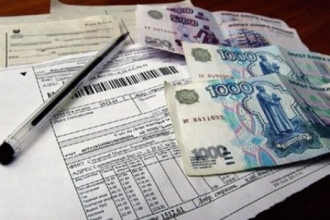 Барнаульский сотрудник банка забирал себе плату жителей за ЖКХ